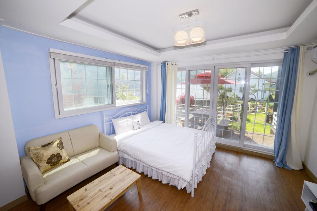 Walking Sky Pension Капхьон Стая снимка