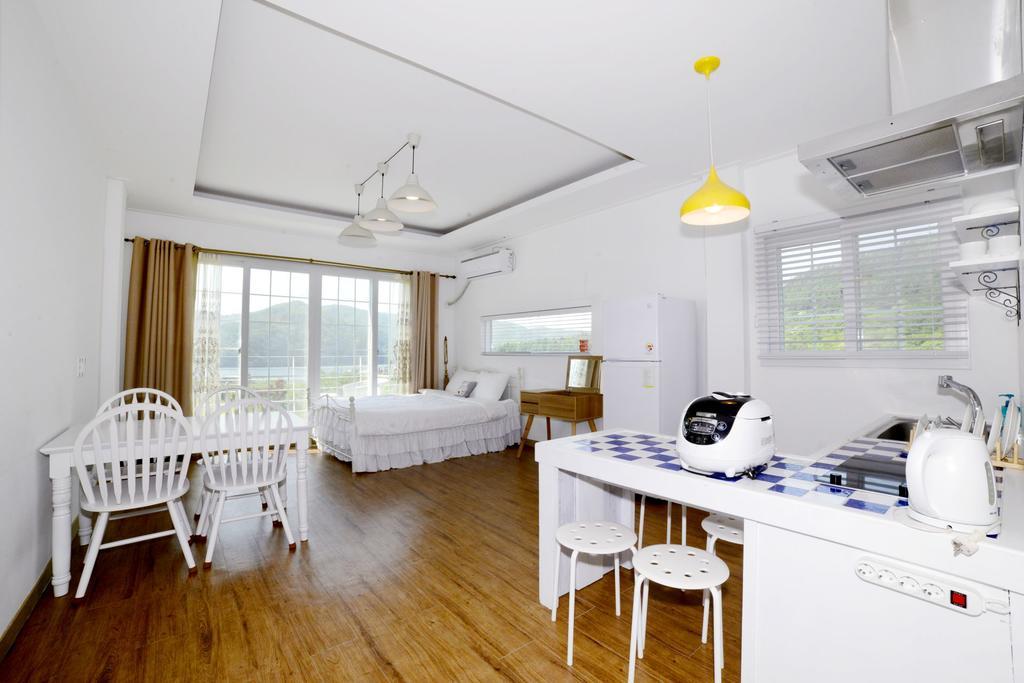 Walking Sky Pension Капхьон Стая снимка