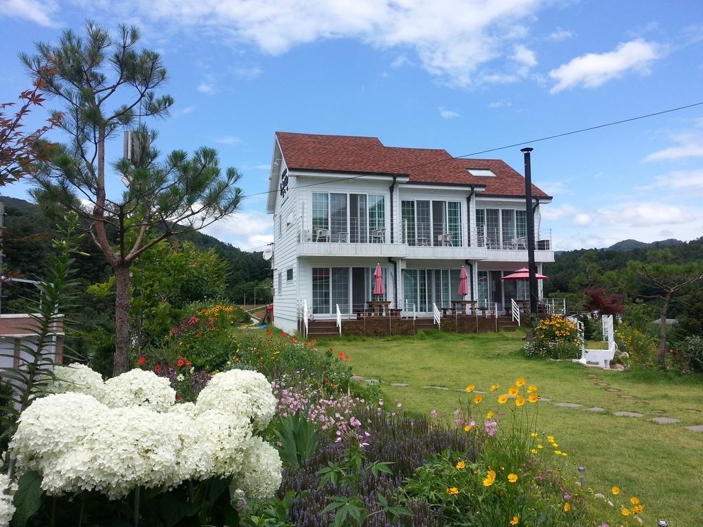Walking Sky Pension Капхьон Екстериор снимка